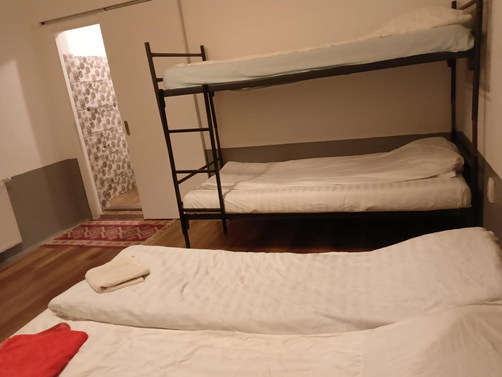 Auberge de jeunesse Zen à Cluj-Napoca Extérieur photo